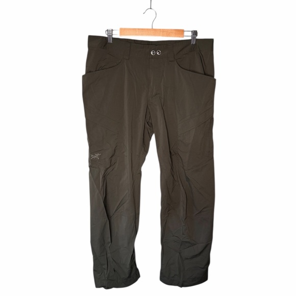 Arc’teryx x Vintage Men’s Technical Pants - Picture 2 of 12